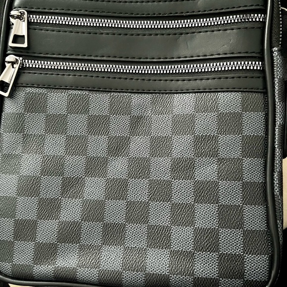 Men  messenger bag - Picture 4 of 4